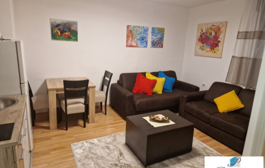 Jednoiposoban stan - Pravni fakultet